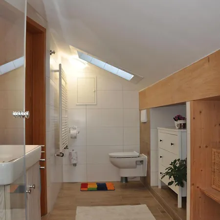 Alpenblick Apartment *